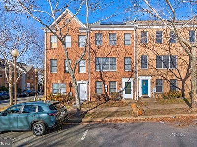 802 Hr Dr SE, Washington, DC, 20032