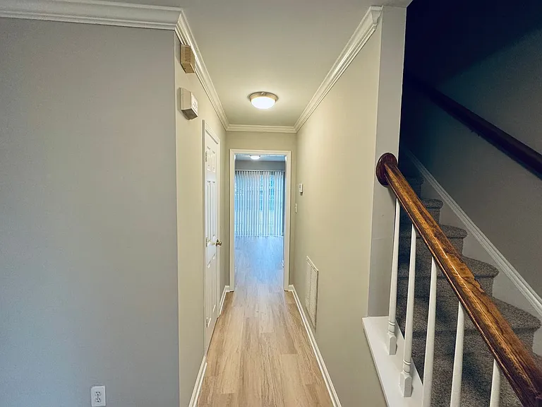 7136 Roaming Path Ct — Photo 5