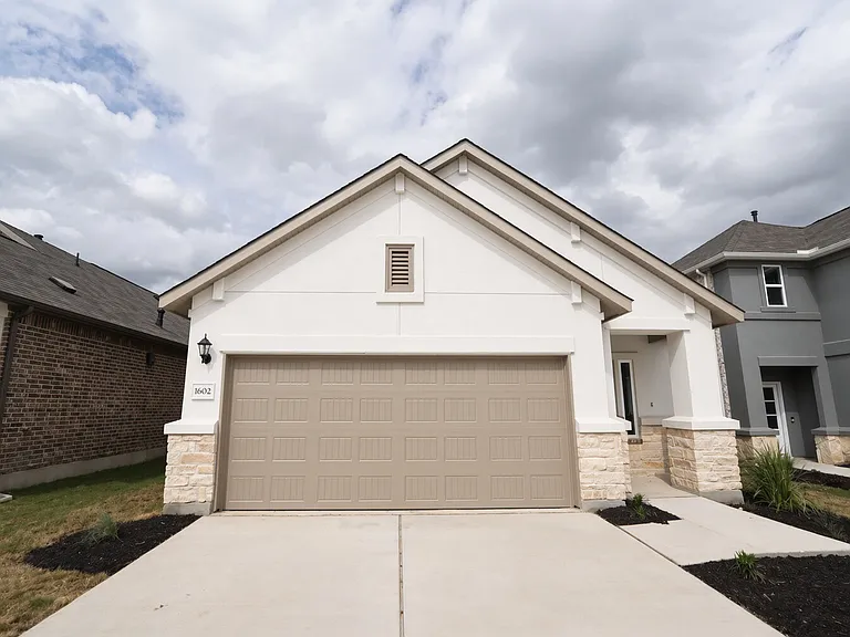 1602 Purple Martin Dr — Photo 1