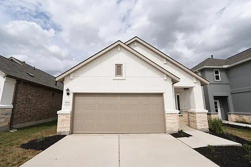 1602 Purple Martin Dr Photo 1