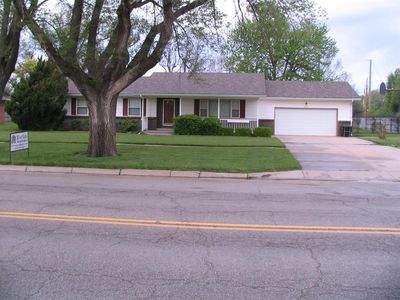 2711 McKinley St, Great Bend, KS, 67530