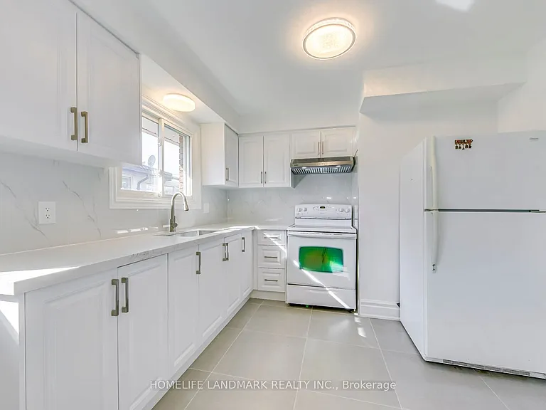 146 Manning Ave — Photo 12