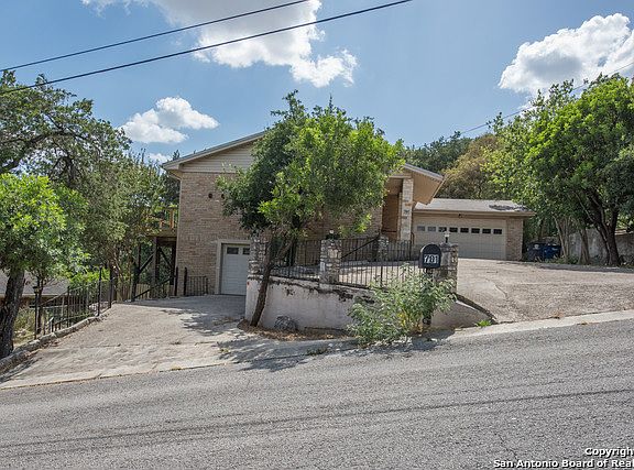 2nd image of 781 Moonglow Ave