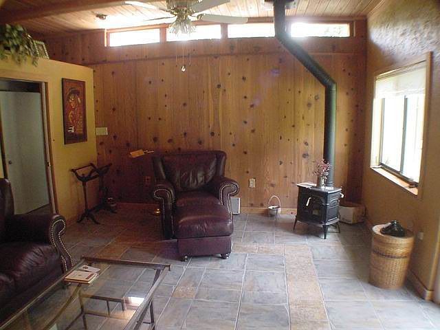 Sample Interior (Study)