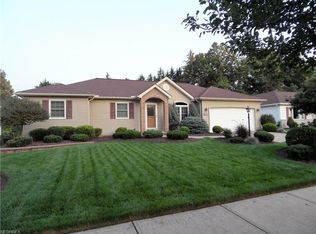 6321 Old Virginia Ln, Parma Heights, OH 44130