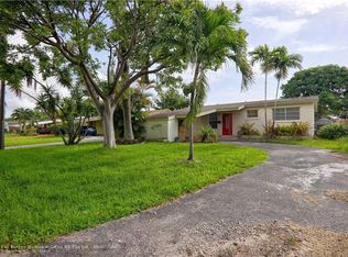 805 SW 3rd Ave, Hallandale Beach, FL 33009