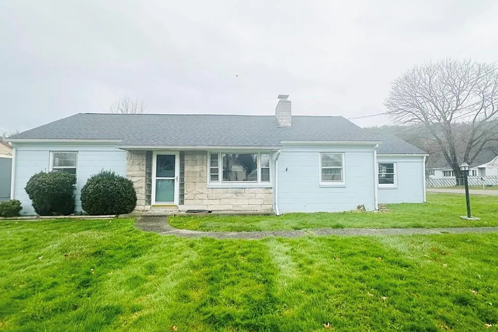 15 Mountain View Dr photo 1