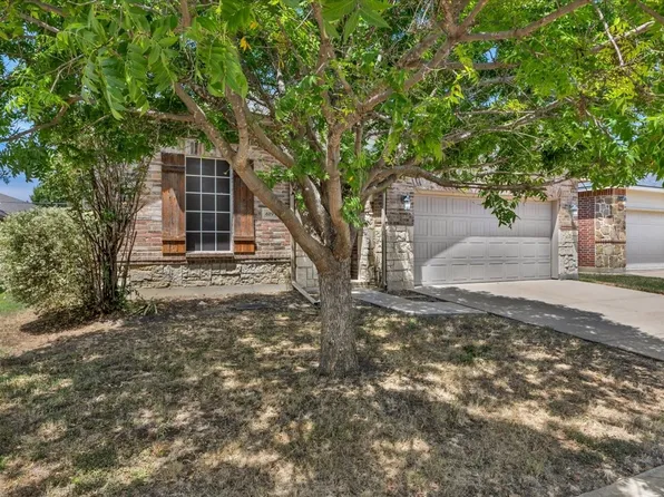 619 Denali Dr, Arlington, TX 76002