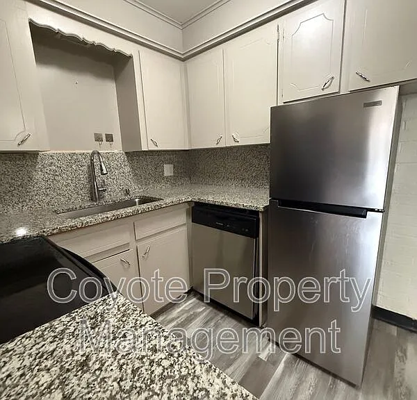 1737 S Peoria Ave #31 — Photo 1