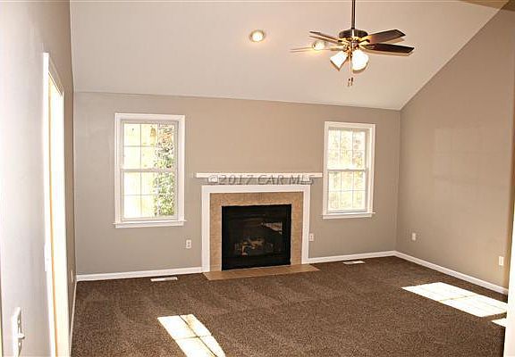 4th image of 5050 Lords Creek Dr