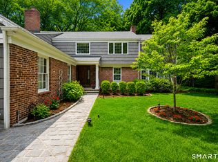 12 Settlers Trl, Darien, CT 06820