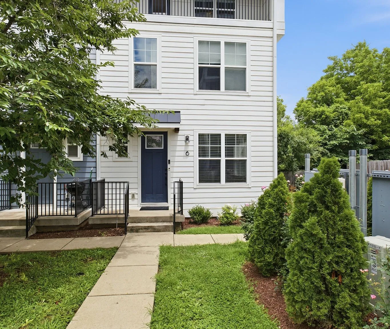 105 Duke Street - 6 — Photo 2