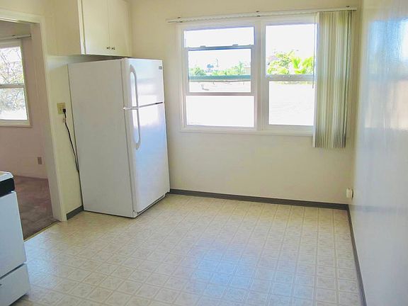 5th image of 1058-64 Felspar St #1064