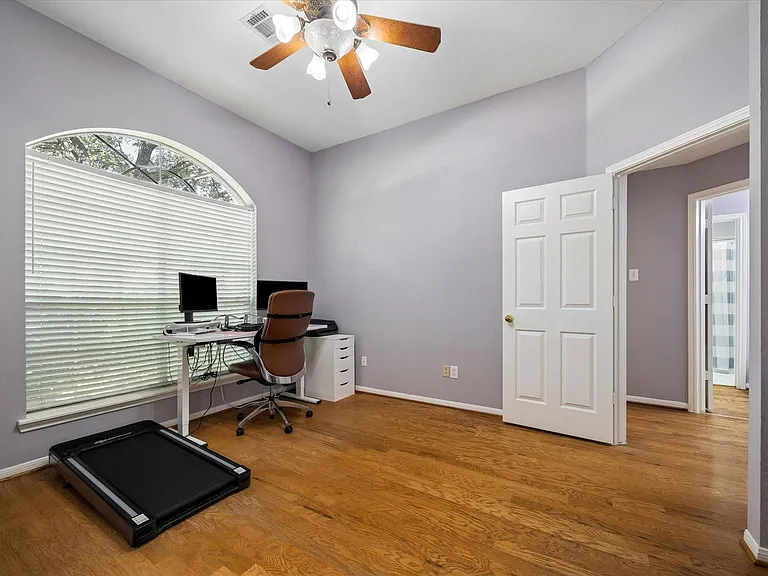 5918 Amherst Ct — Photo 18