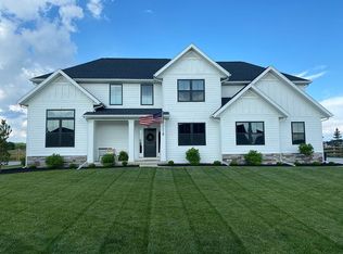 6133 Sweetgum Dr, Monclova, OH 43542