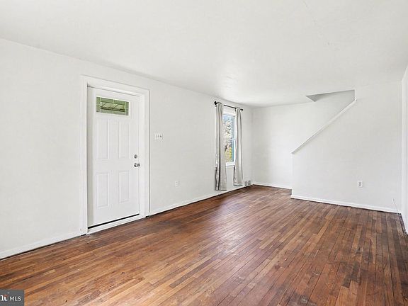 4th image of 303 Wyatt Rd