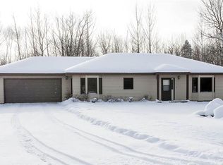 5290 Falcon Dr, Hermantown, MN 55811