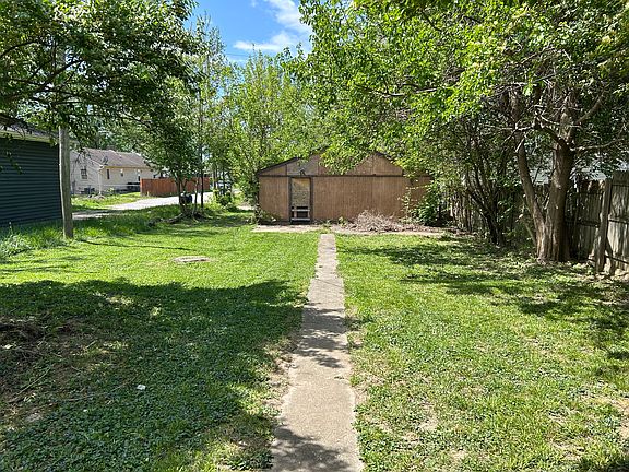 3rd image of 1506 N Grant Ave