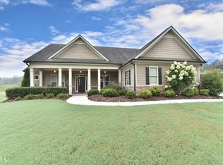 614 Henning Dr, Winder, GA 30680