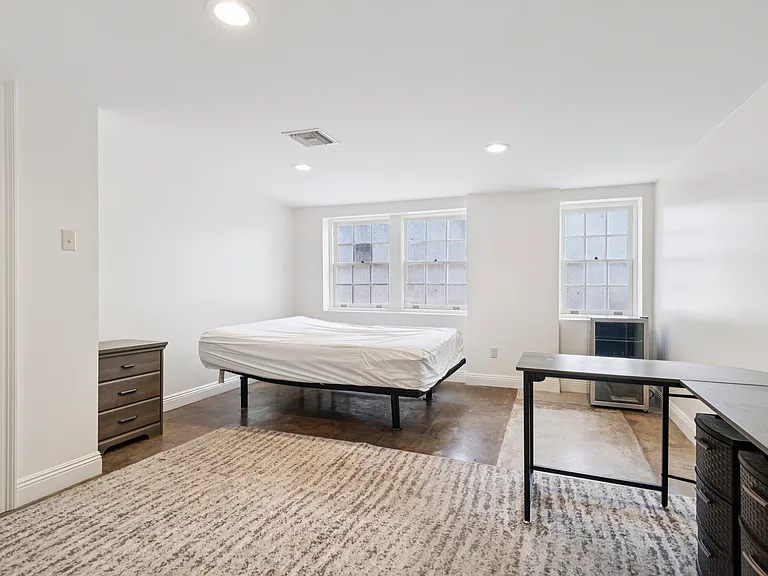 1410 Broadway St #D — Photo 10