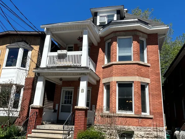 427 Sunnyside Ave #A, Ottawa, ON K1S 0S6