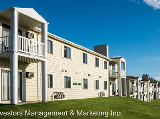 1618 12th St NW, Minot, ND 58703