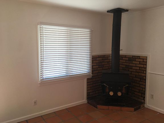 5th image of 917 Cagua Dr NE