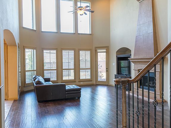 2nd image of 1838 Palo Pinto Dr
