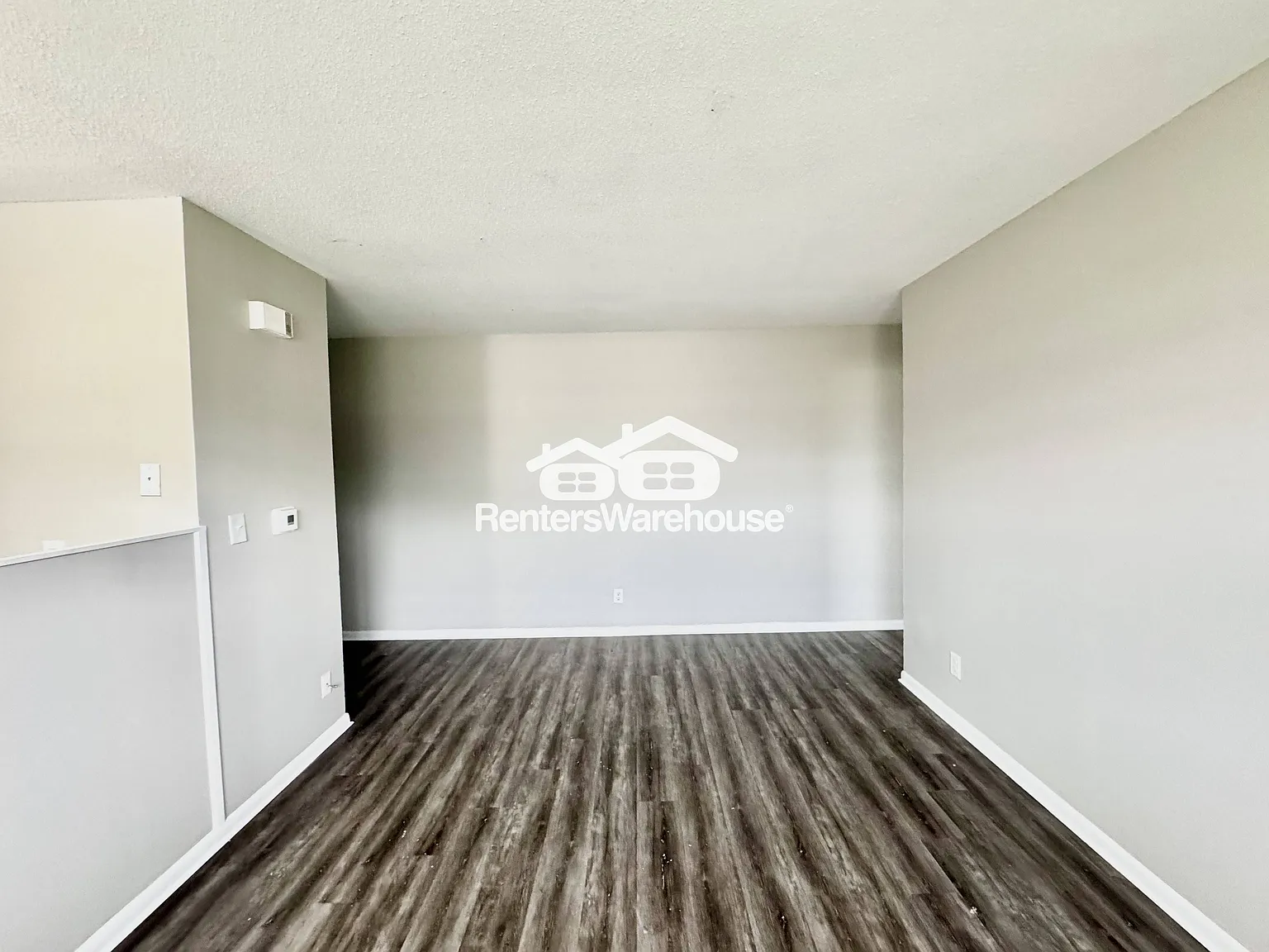 One Bedroom Apartment — Photo 3