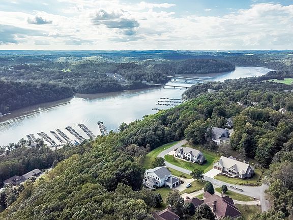 Aerial view of Ices Ferry.