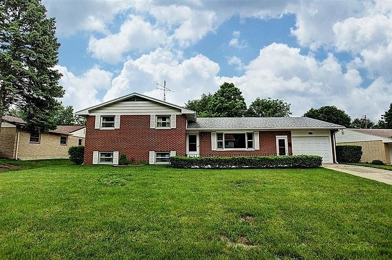 1st image of 5618 Candlelight Ln