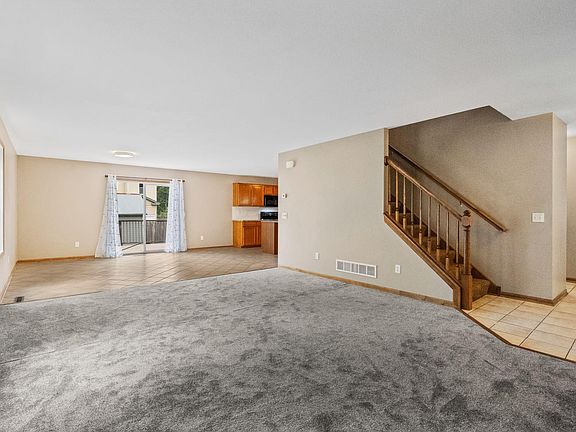 4th image of 3120 4th St SE