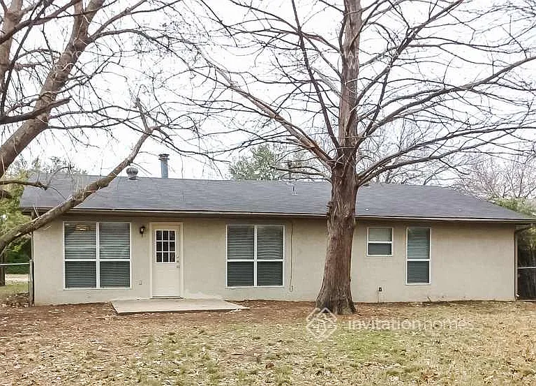 2704 N Bell Ave — Photo 23