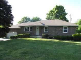 5520 Edgehill Dr, Kansas City, KS 66106