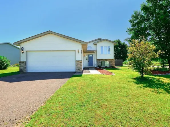 541 Joes Lake Rd SE, Cambridge, MN 55008