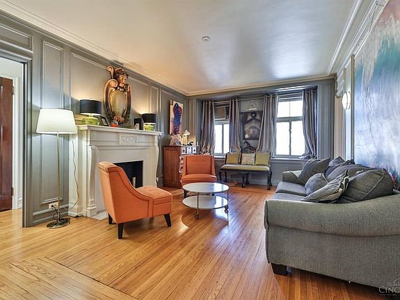 5th image of 3900 Rose Hill Ave Unit 305A