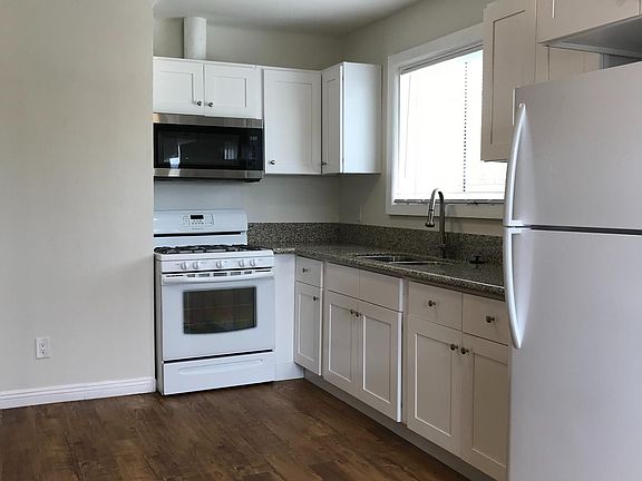 3rd image of 4172 S Hobart Blvd Unit 4172