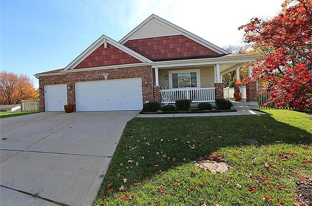 1st image of 2800 Valley Brook Dr