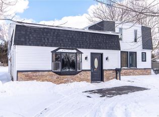 10354 Main St, Clarence, NY 14031