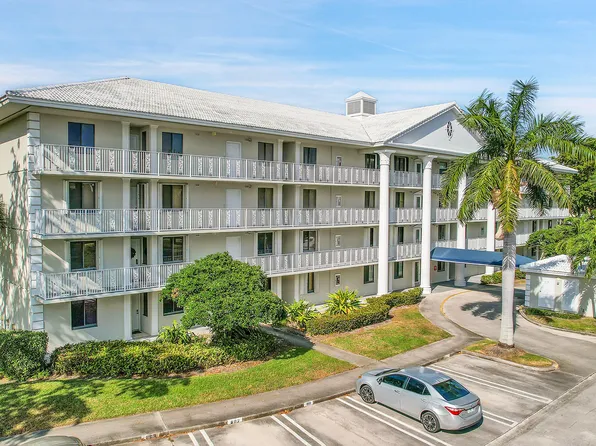2621 Village Boulevard #403, West Palm Beach, FL 33409