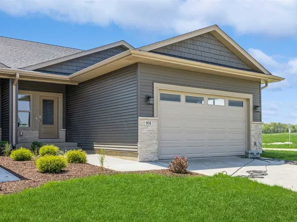 931 Oakland Trl, Solon, IA 52333