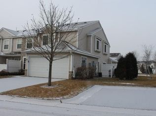 430 Wilderness Dr, Chaska, MN 55318