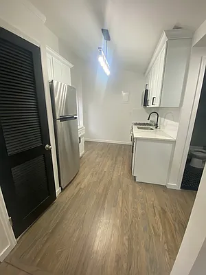 Rented by Standard Living Realty Inc | media 2