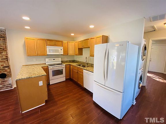 2nd image of 400 Price Ave