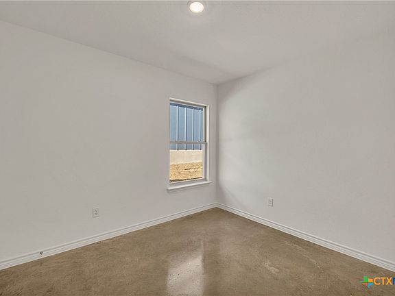 4th image of 1219 Concord Dr