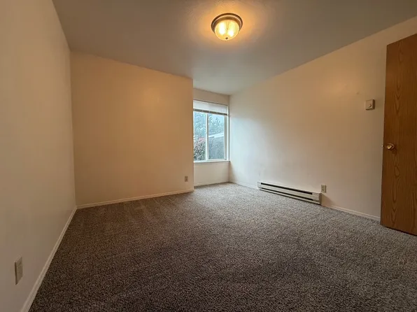 5869 N Garrett St, Garden City, ID
