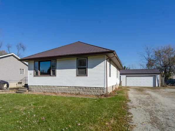 202 Independence Ave, Joliet, IL 60433