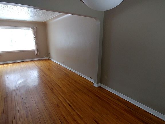 3rd image of 6716 110th St NW #6714