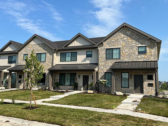 2nd image of 9068 Ironwood Ct