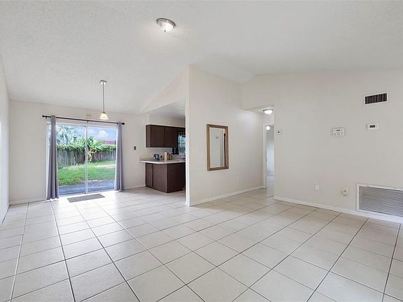 4th image of 1530 RAVANA DRIVE